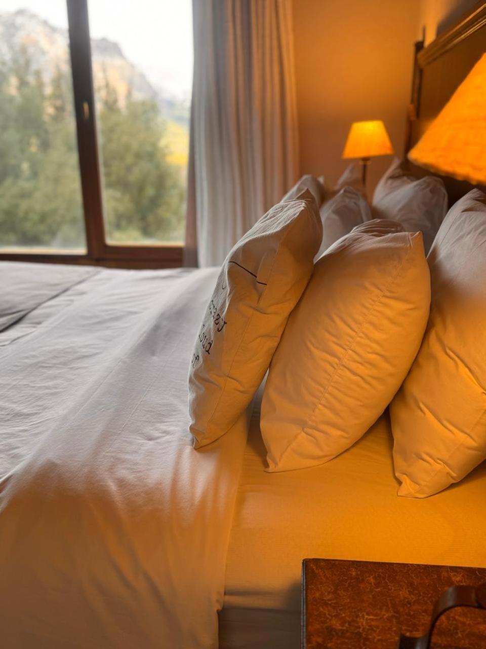 Arelauquen Bungalows & Suites ซานคาร์ลอส เด บาริโลเช ภายนอก รูปภาพ