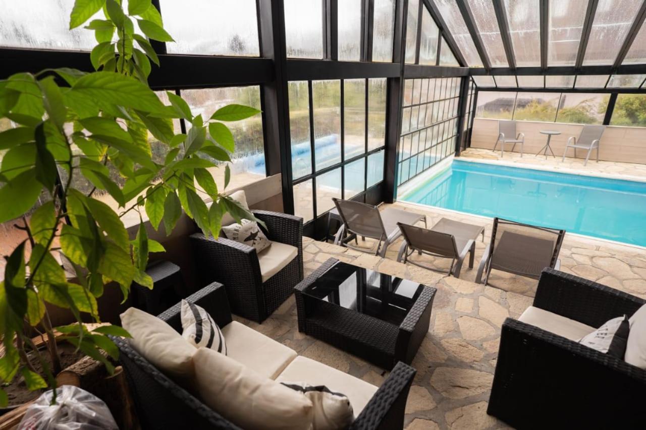 Arelauquen Bungalows & Suites ซานคาร์ลอส เด บาริโลเช ภายนอก รูปภาพ